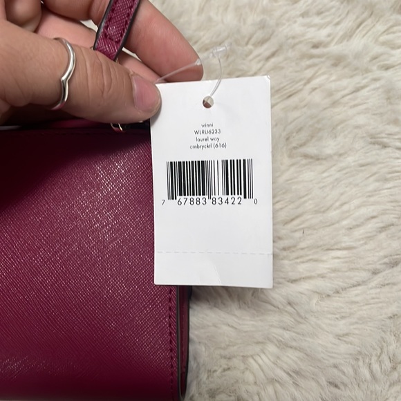 ✨ Kate Spade ,Laurel Way Winni ,Color is Cranberry ,Crossbody ✨ - Picture 12 of 12